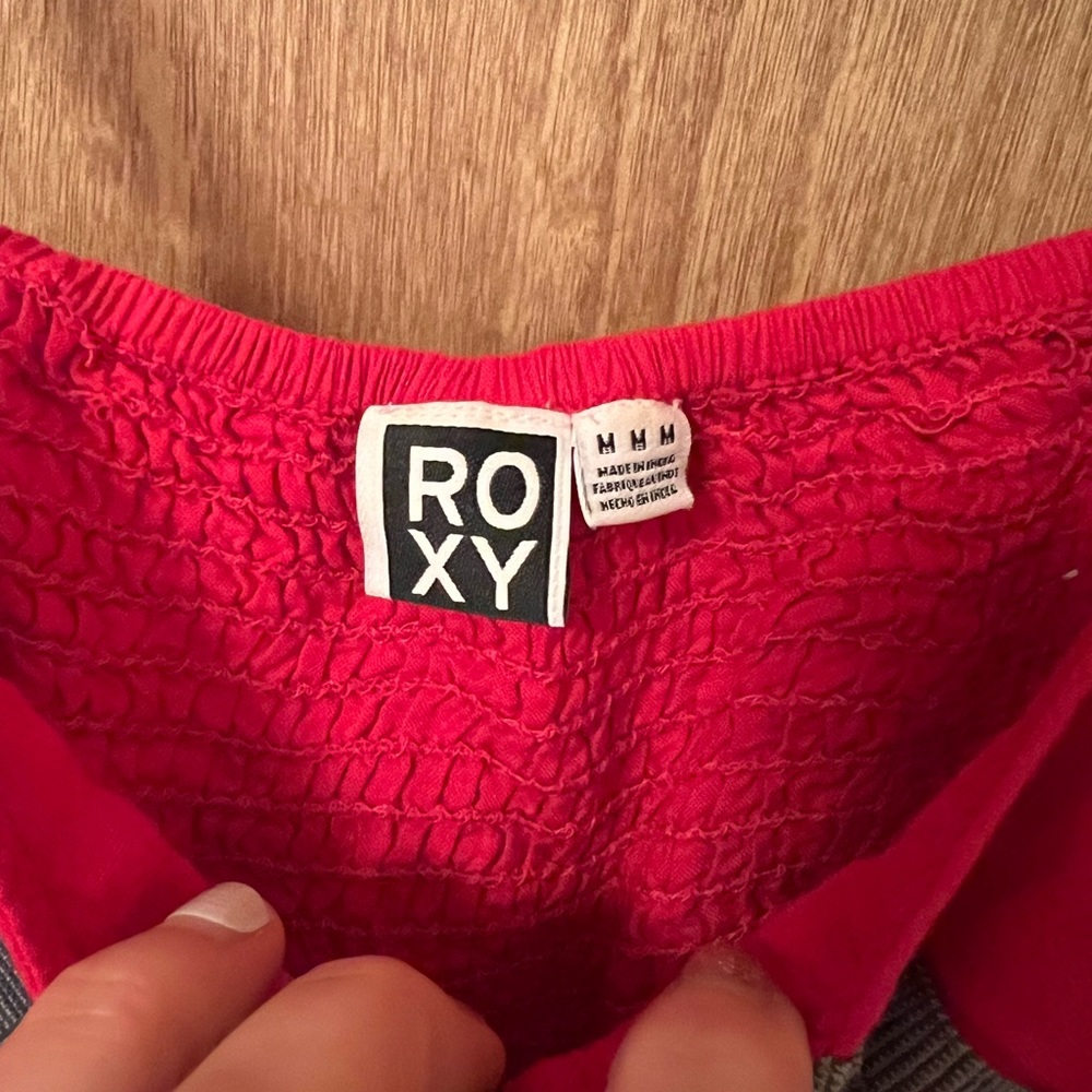 Pink Roxy sundress - Picture 2 of 7